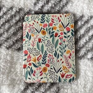 Floral Patterned Kindle Paperwhite 11th Generation magnetic case with kick stand